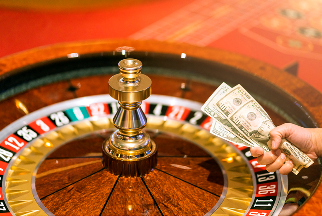 Online Casinos with Sports Betting - History and Benefits